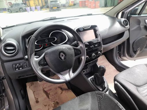 Clio 4 photo