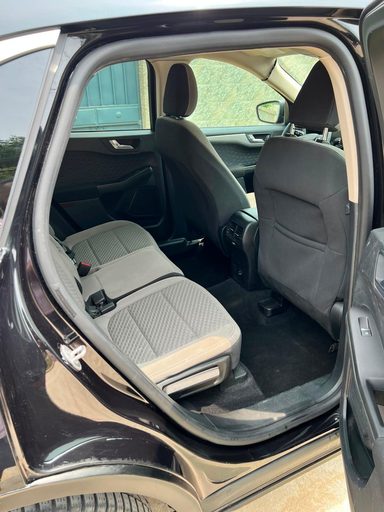 Ford Escape photo